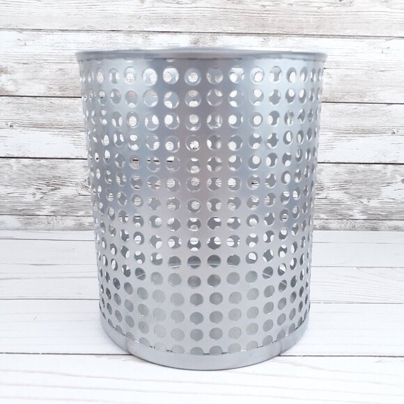 Edison Utensil Cup Metal Organizer 6.5x5.5 inch Silver - Picture 2 of 3